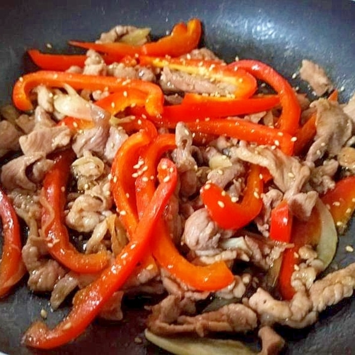 パプリカと豚肉のオイスターソース炒め